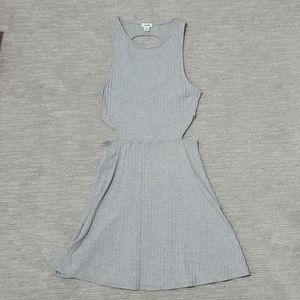 grey dress
